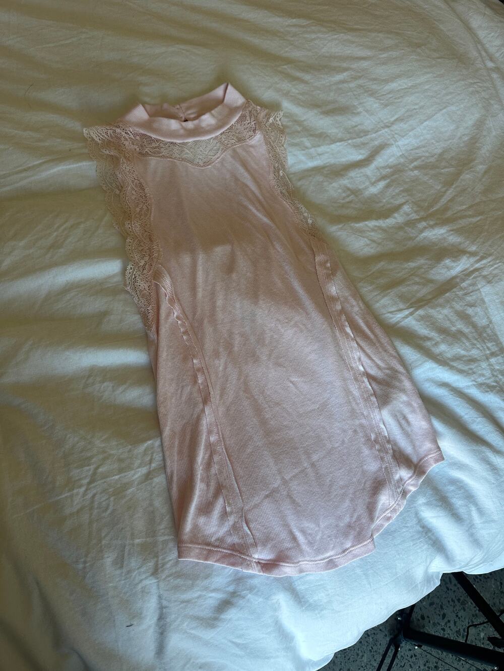 Free People Women’s S Pink Tank Dale Tank Lace Trim Ballet Pink Mock Neck NWT